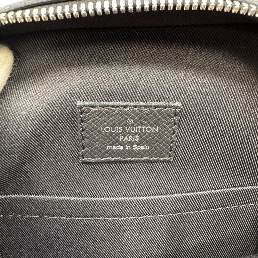 LOUIS VUITTON（ルイ・ヴィトン） バッグ アウトドア スリングバッグ