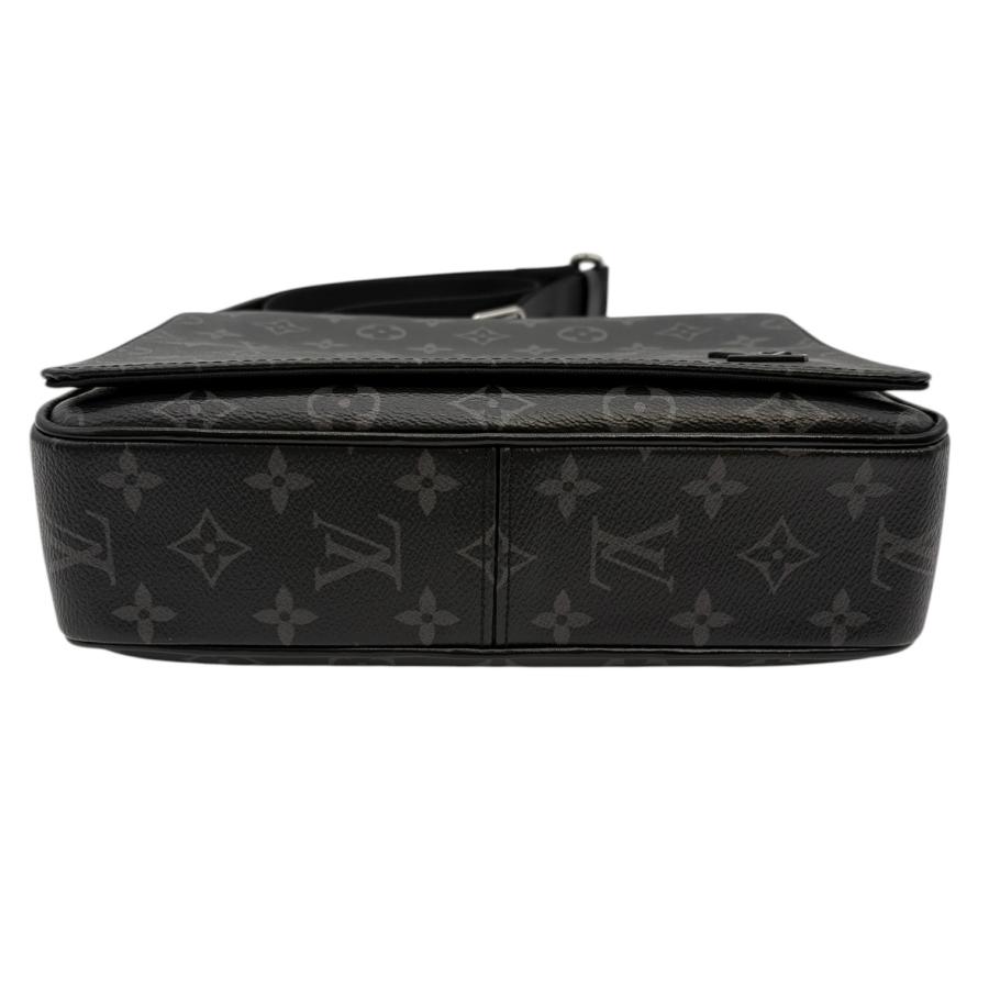 LOUIS VUITTON（ルイ・ヴィトン） バッグ ディストリクト PM NV3