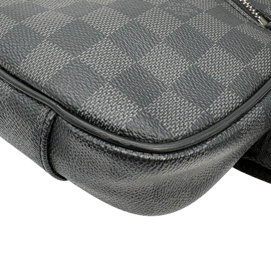 LOUIS VUITTON（ルイ・ヴィトン） ショルダーバッグ アンブレール