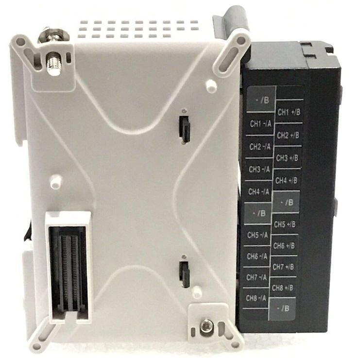 新品　KEYENCE NR-TH08 デ-ター収集システム ☆新品【 適格領収書発行可☆送料無料 】NR-TH08 KEYENCE Measurement
