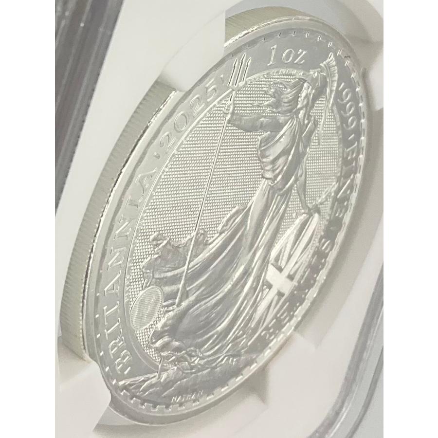 2025年 イギリス ブリタニア ロイヤルミント 1oz 2ポンド 銀貨