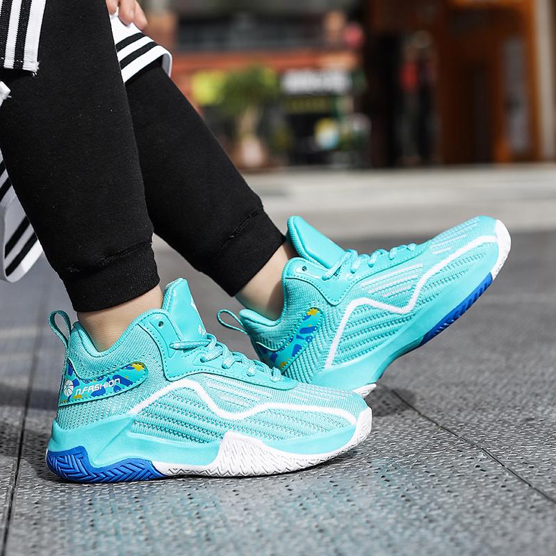 バスケットシューズ