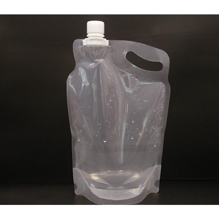 ソロキャンプの水入れをコンパクト化 持ち運び便利な給水ボトル ドラッグスター乗りの無骨キャンプツーリング