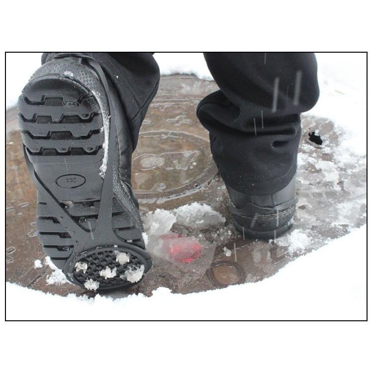 簡易アイゼン 着脱式 雪道用スパイク 靴滑り止め 雪道 凍結 安全歩行