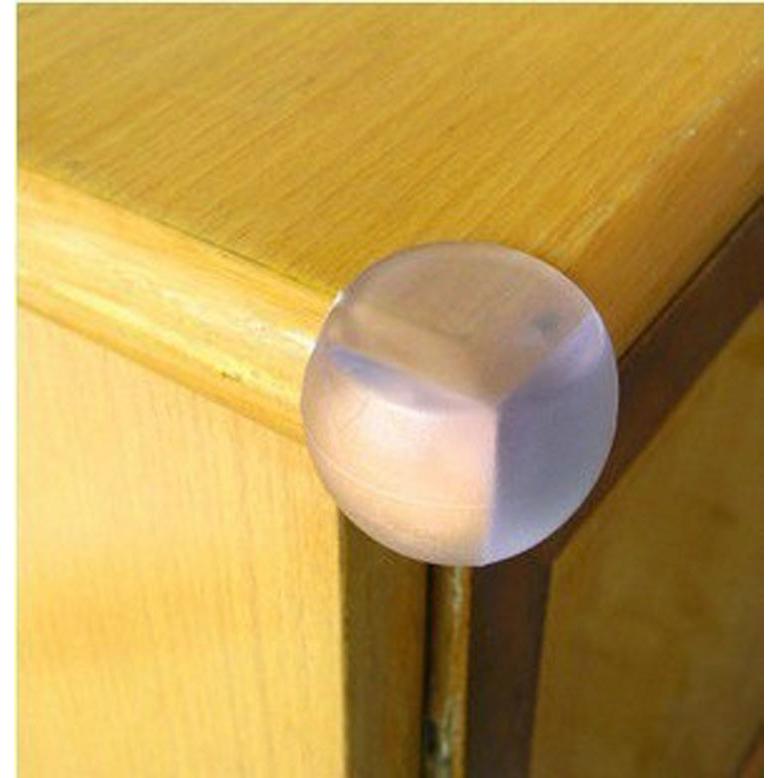 コーナーガード4個セット 角の尖った家具やテーブルコーナーをガード 小さなお子様のけが防止に コーナークッション 両面テープ付 簡単取付 丸型 Lp Tcg04s Lp ライフパワーショップ 通販 Yahoo ショッピング