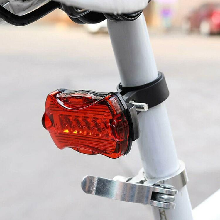 自転車用 LEDテールライト 左右セット 自転車用LEDライト＋テールランプセット 高輝度LEDで強力点灯 乾電池式