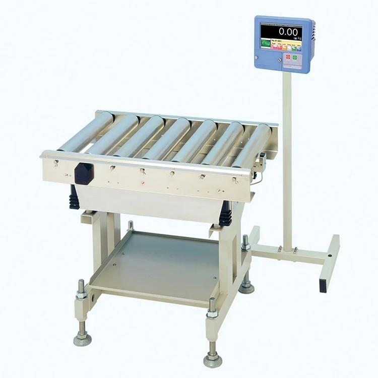 掛け軸 西村千里 作 天地人山水図 絹本 希少 軸装 茶道具 掛軸 美品 です。