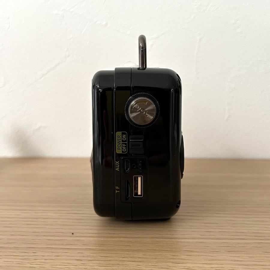 防災ラジオ 多機能 ラジオ ライト モバイルバッテリー 時計 防災ラジオ 多機能 ラジオ ライト モバイルバッテリー 時計