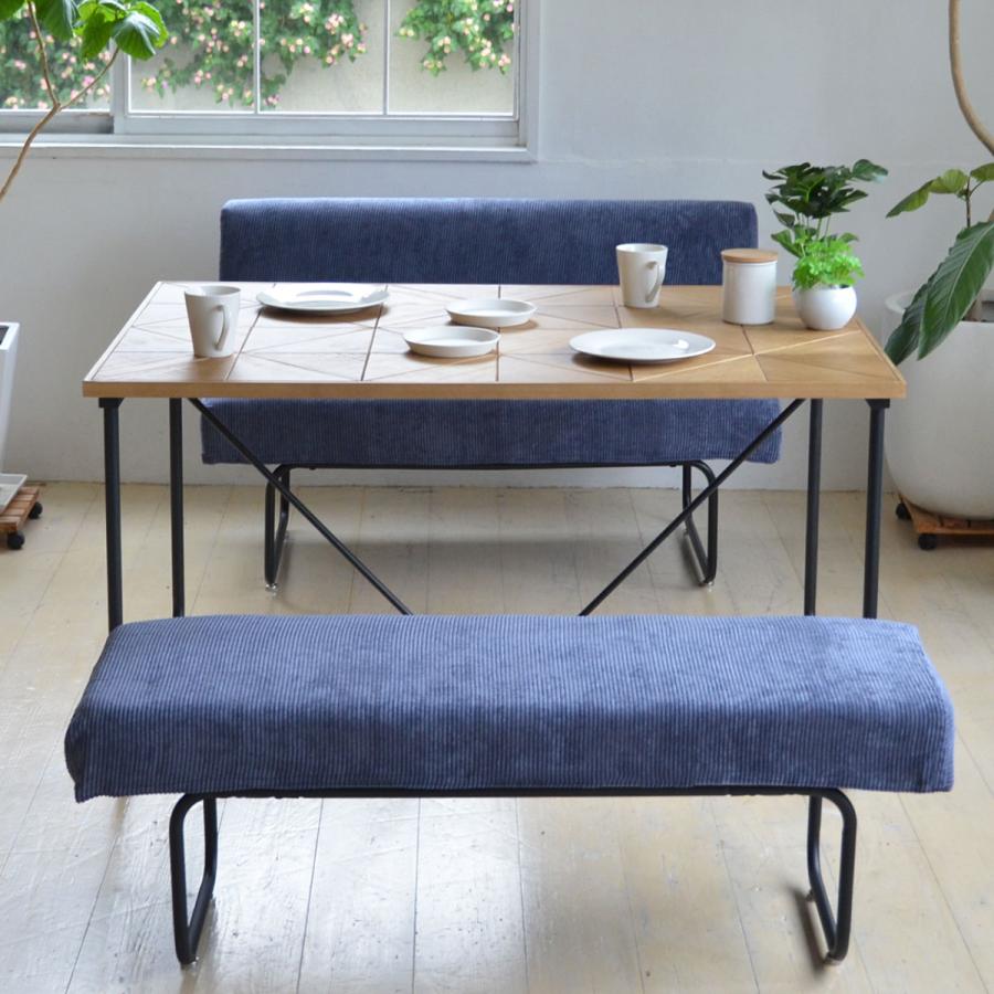 おしゃれなチェアーとテーブルの3点セット。美品 ダイニングテーブルセット 3人用 おしゃれ 北欧 ダイニングセット