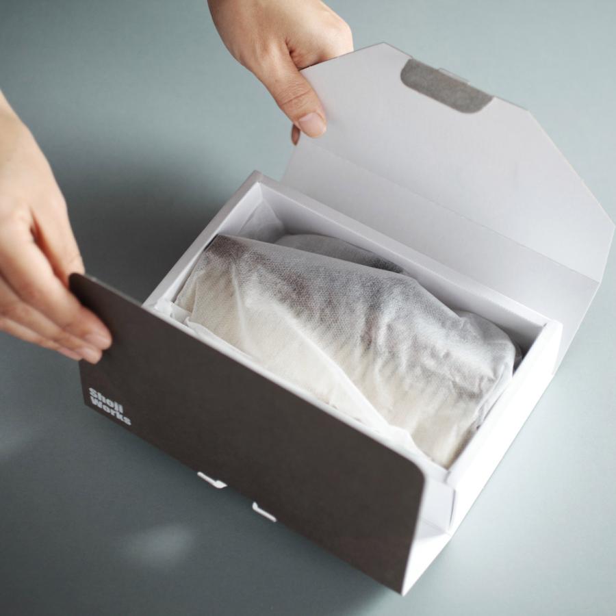 【美品】ブラシの平野 馬毛ブラシ 桂材 洋服ブラシ 高級　箱付き　手植え 洋服ブラシ 手植え水雷型 【お一人さま1点限り】 - ブラシの