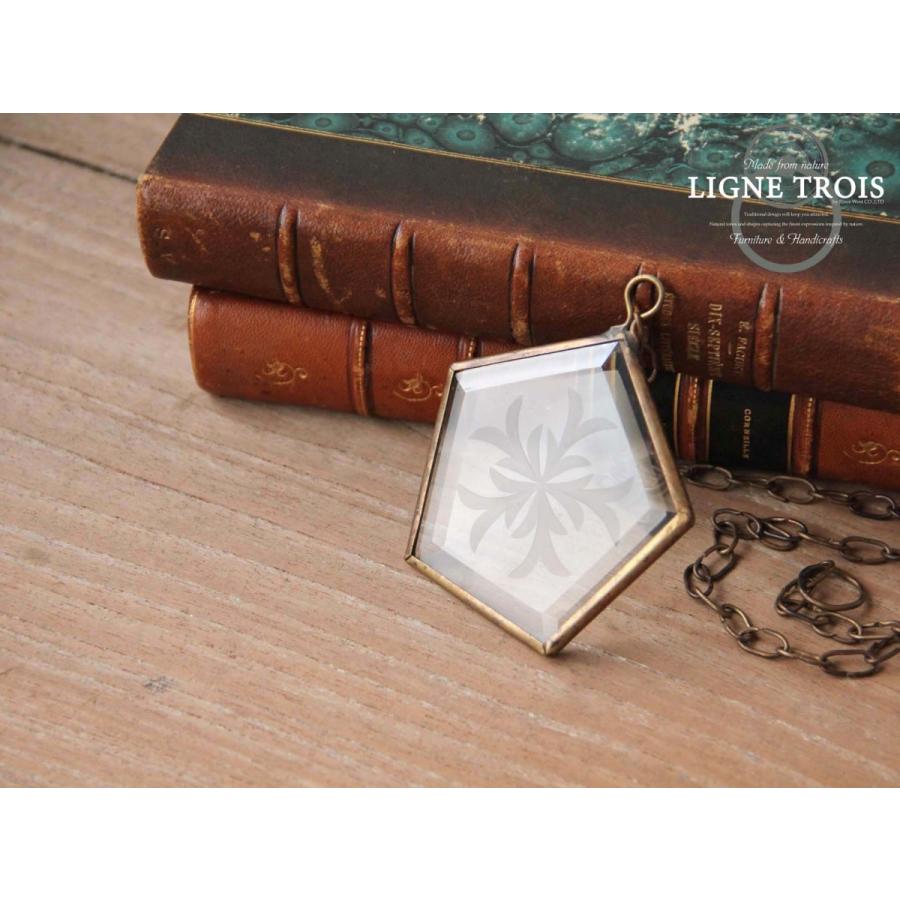 サンキャッチャー 五角形 エッチングガラス 真鍮 オーナメント