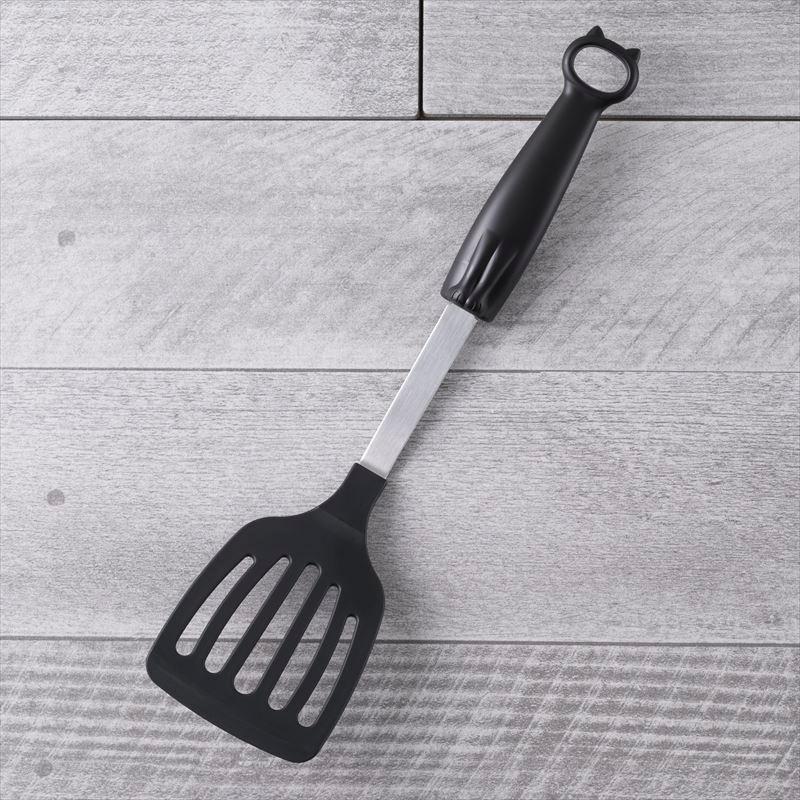 貝印 ｎｙａｍｍｙ ニャミー ねこのターナー フライ返し へら ヘラ スパチュラ ターナー 調理器具 キッチン用品 猫 ねこ ネコ グッズ かわいい 可愛い De6251 リラの女王様 通販 Yahoo ショッピング