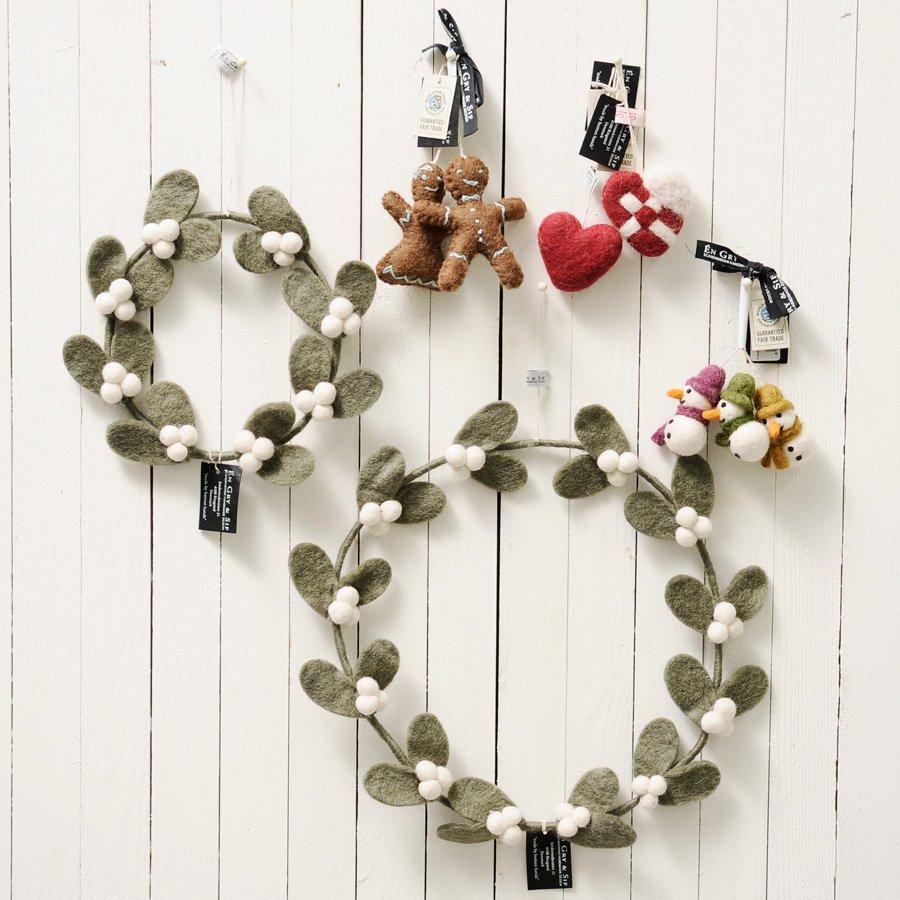 フェルトのクリスマスリースL Mistletoe ヤドリギ En Gry & Sif