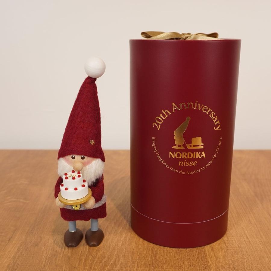 ケーキを持ったサンタ 20th Celebration NORDIKA nisse ノルディカ
