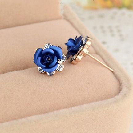 ピアス ローズ バラ 薔薇 薔薇の花 バラの花 スワロフスキー k18 18金