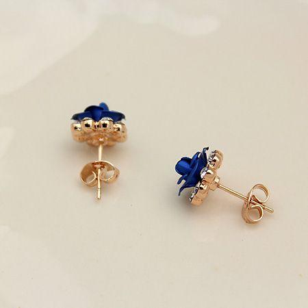 トラコ☆立体的な薔薇が可愛い18金 K18 YG ローズ フラワー ピアス