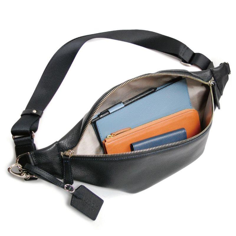 爆買 ボディバッグ 本革 三日月型 オリーブレザー ウエストバッグ 革