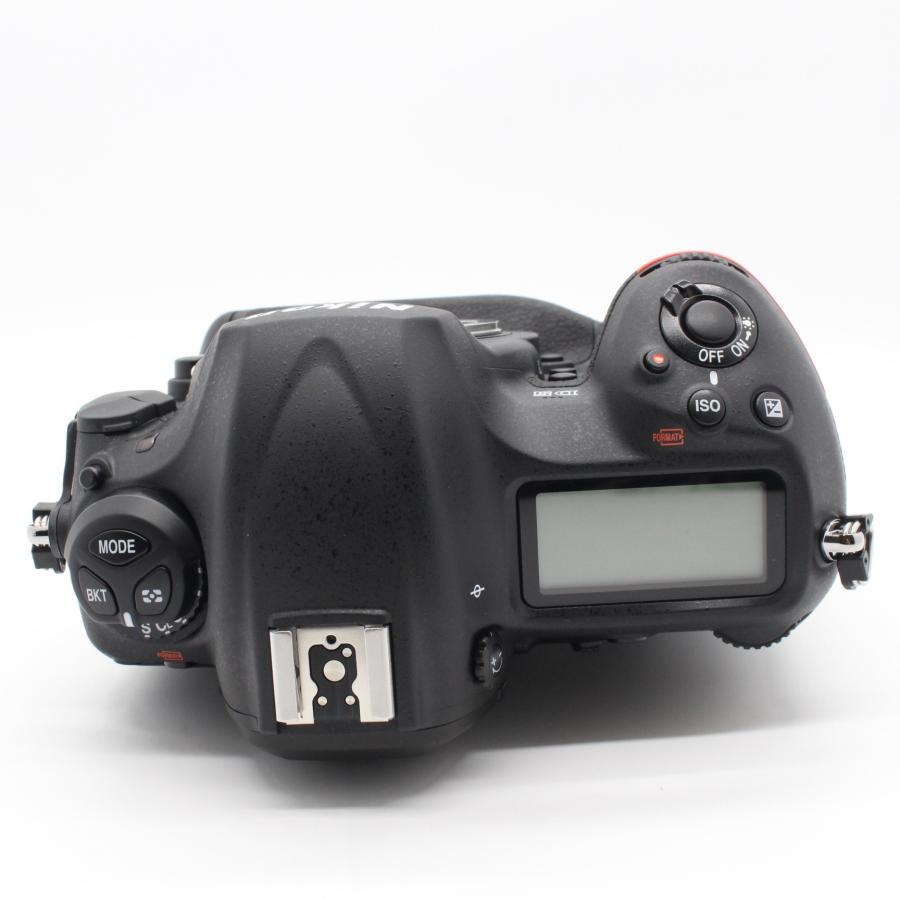 ★極上品★Nikon D5 ボディ XQD-Type　ショット数 666回 ☆極上品☆Nikon D5 ボディ XQD-Type ショット数 666回