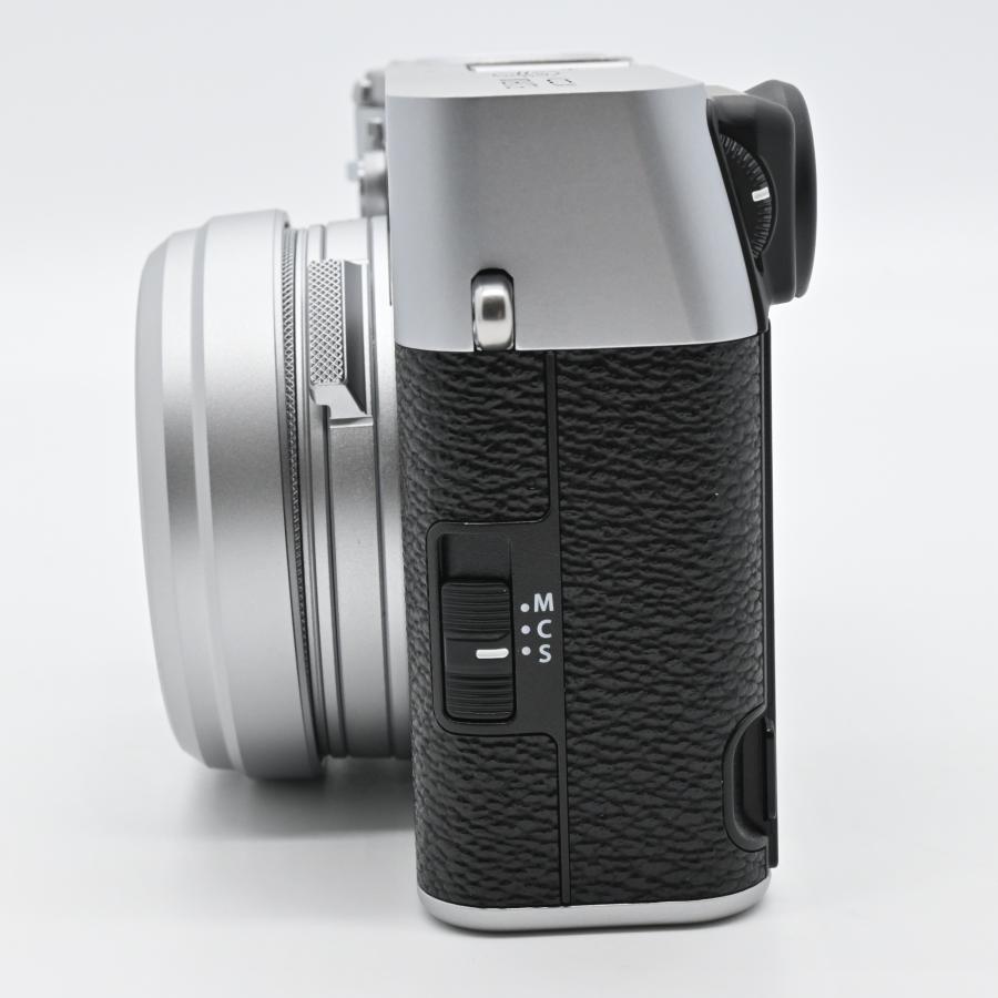 ☆美品☆FUJIFILM X100VI シルバー ショット数 3866 多言語