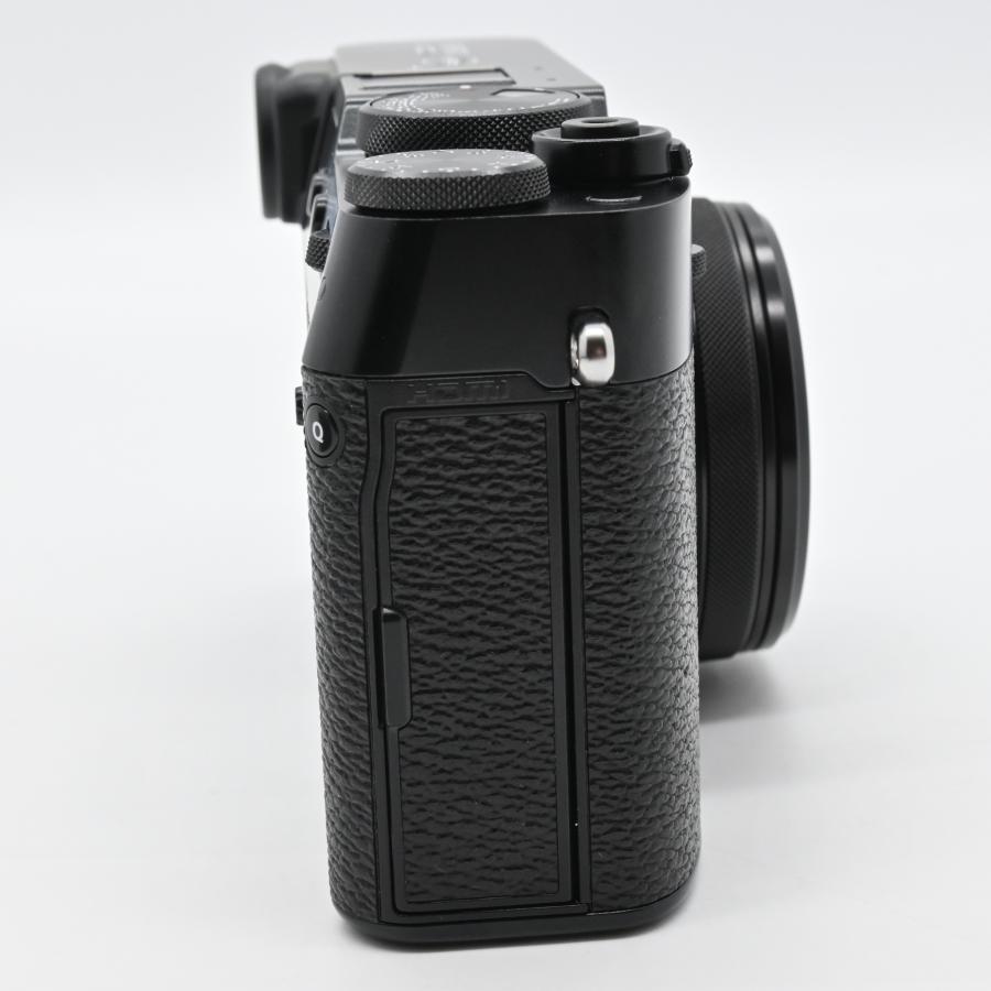 ☆極上品☆FUJIFILM X100VI ブラック ショット数 668回 多言語モデル