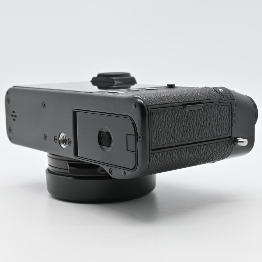 ☆極上品☆FUJIFILM X100VI ブラック ショット数 668回 多言語モデル