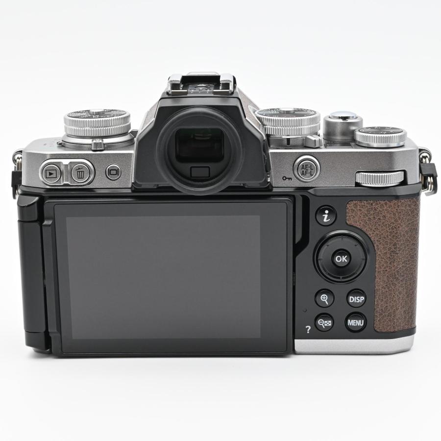 Nikon Z fc ボディ プレミアムエクステリア張替済み ウォルナットブラウン ショット数 10624回 ★美品★の画像