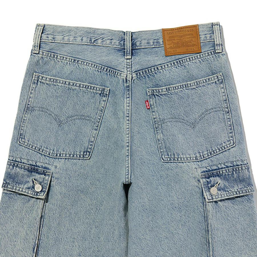 Levi's（リーバイス） LEVIS 478 BAGGY CARGO SHORTS LIGHT INDIGO