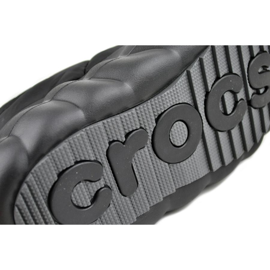 crocs（クロックス） crocs OVERPUFF SHORTY BLACK/BLACK 210668-060