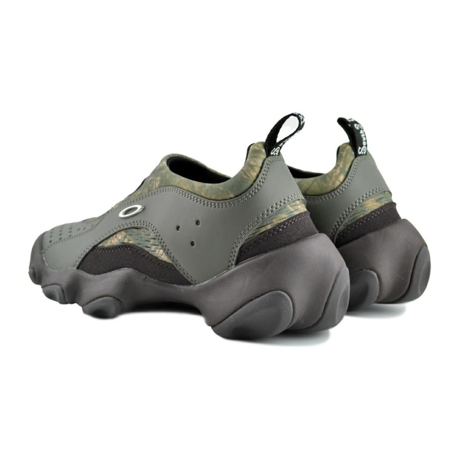OAKLEY（オークリー） OAKLEY FACTORY TEAM SOUTH2 WEST8 FLESH SANDAL