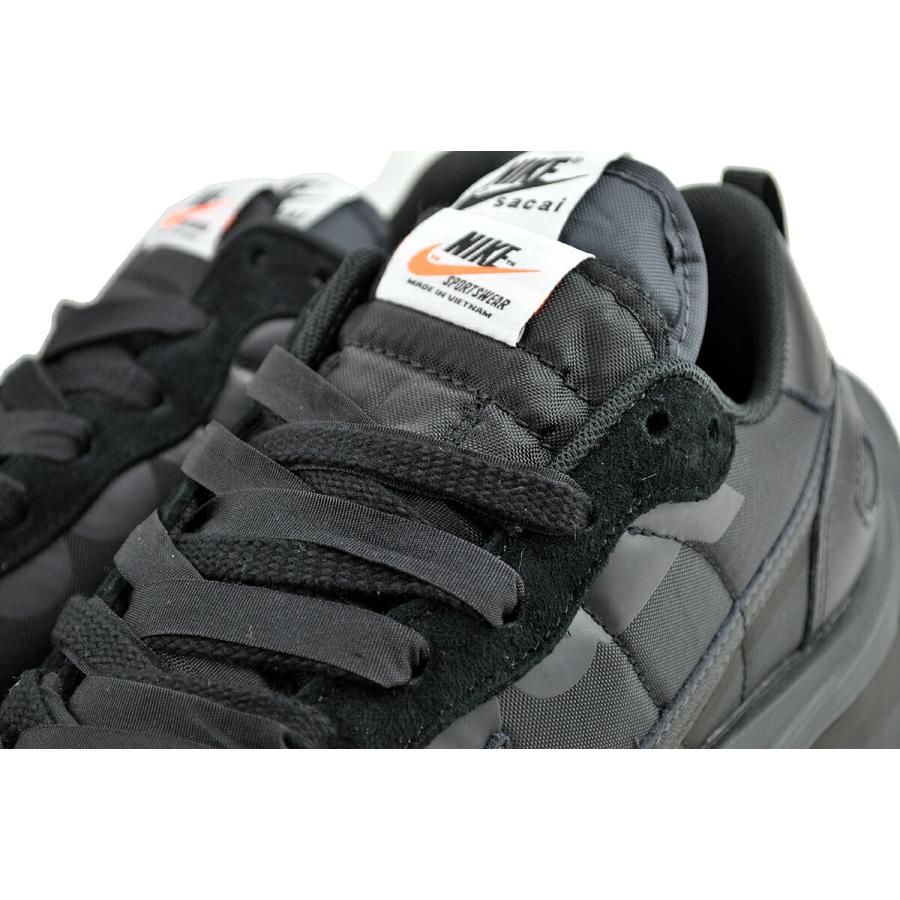 NIKE（ナイキ） NIKE VAPORWAFFLE / SACAI black/off noir-off noir