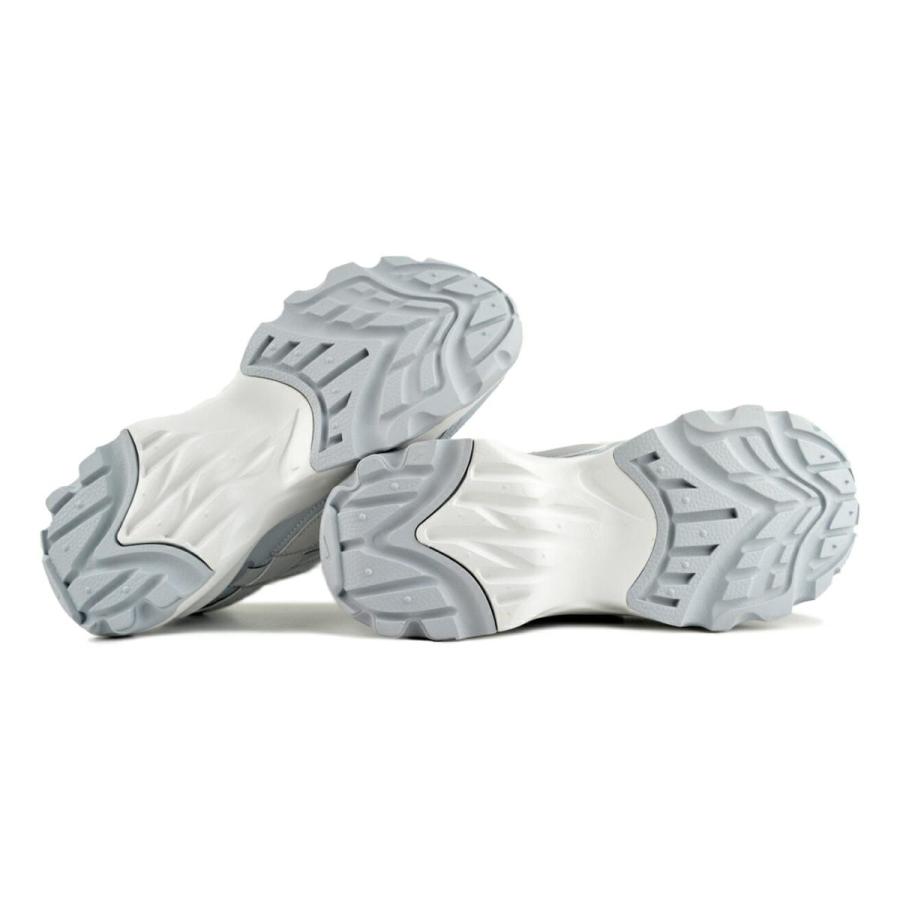 NIKE（ナイキ） NIKE WMNS TC 7900 wolf grey/mtlc platinum dd9682