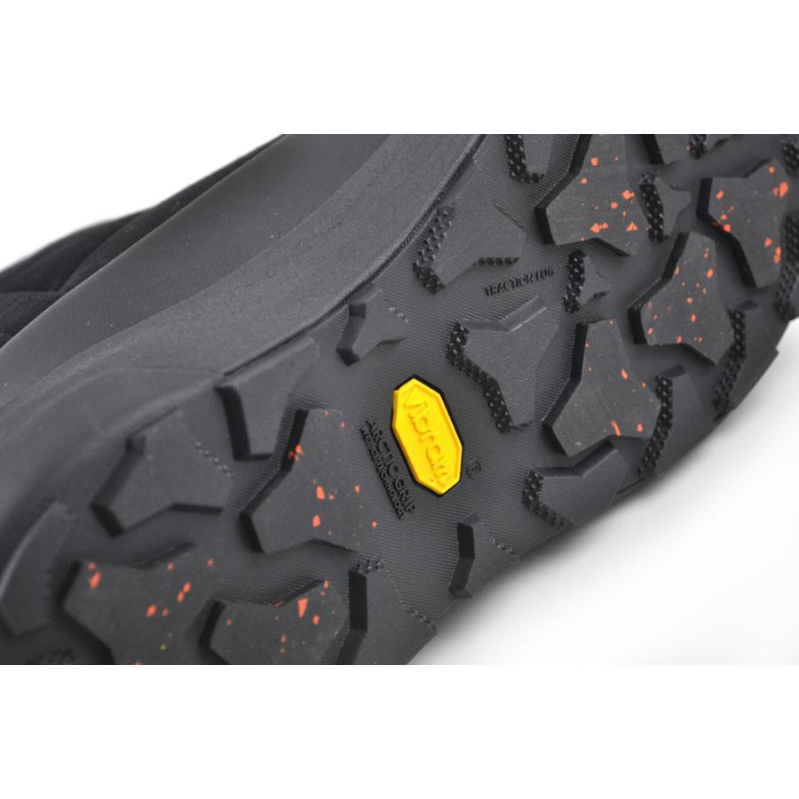 DESCENTE（デサント） DESCENTE DTRACE UNC MID AGAT BLACK/GREY