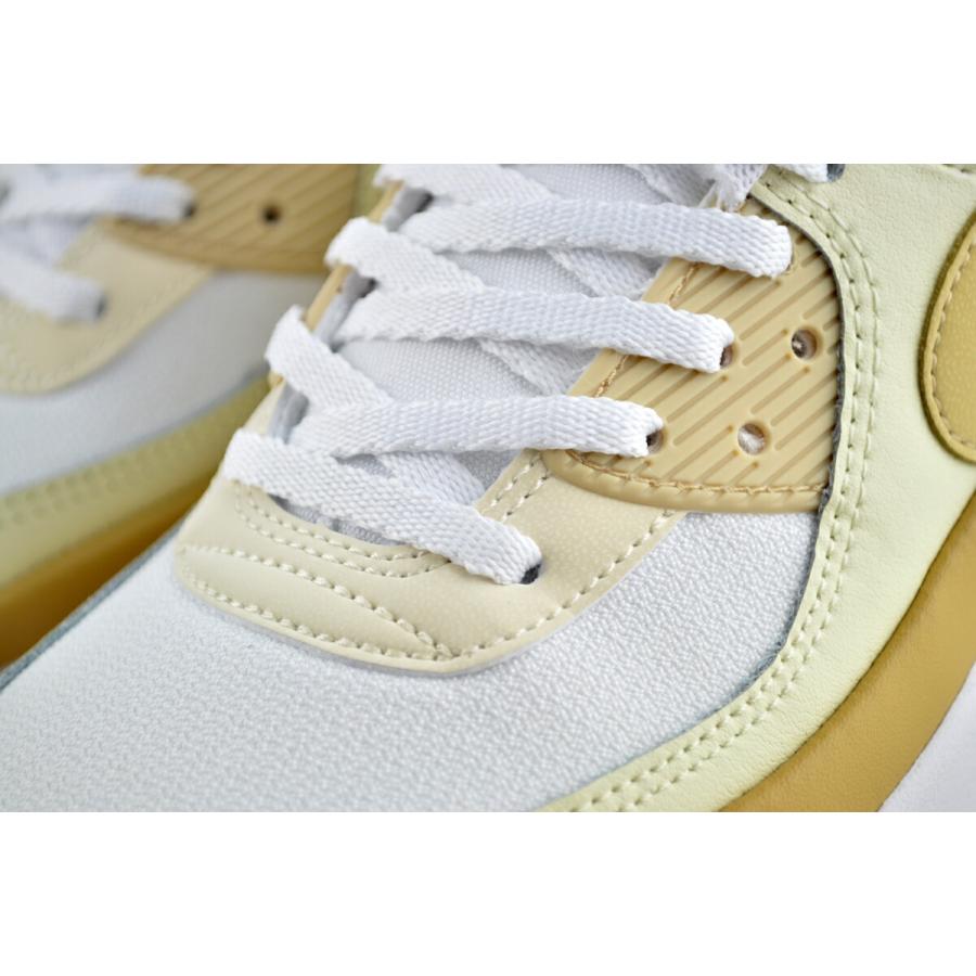 NIKE（ナイキ） NIKE AIR MAX 90 LV8 wht/team gold-club gold fd4328