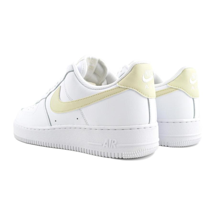 NIKE（ナイキ） NIKE AIR FORCE 1 07 wht/lt khaki-wht fj4146-111