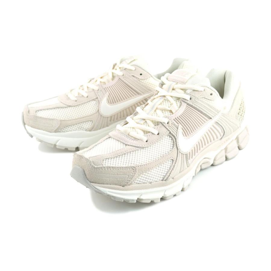NIKE（ナイキ） NIKE ZOOM VOMERO 5 lt orewood brn/lt orewood brn