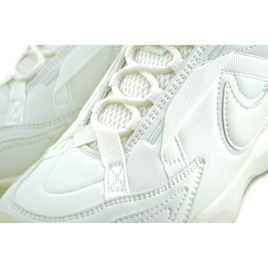 NIKE（ナイキ） NIKE WMNS TC 7900 PREMIUM sail/sail-sea glass