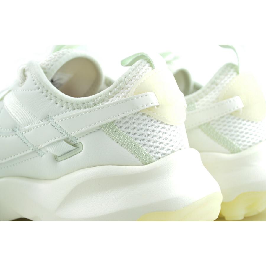 NIKE（ナイキ） NIKE WMNS TC 7900 PREMIUM sail/sail-sea glass