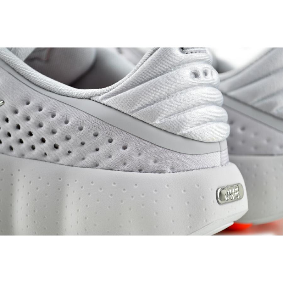 NIKE（ナイキ） NIKE MIND 002 lt smoke grey/chrome hq4308-003