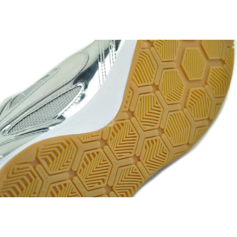 NIKE（ナイキ） NIKE GATO LV8 metallic silver ib3566-001 ガト LV8