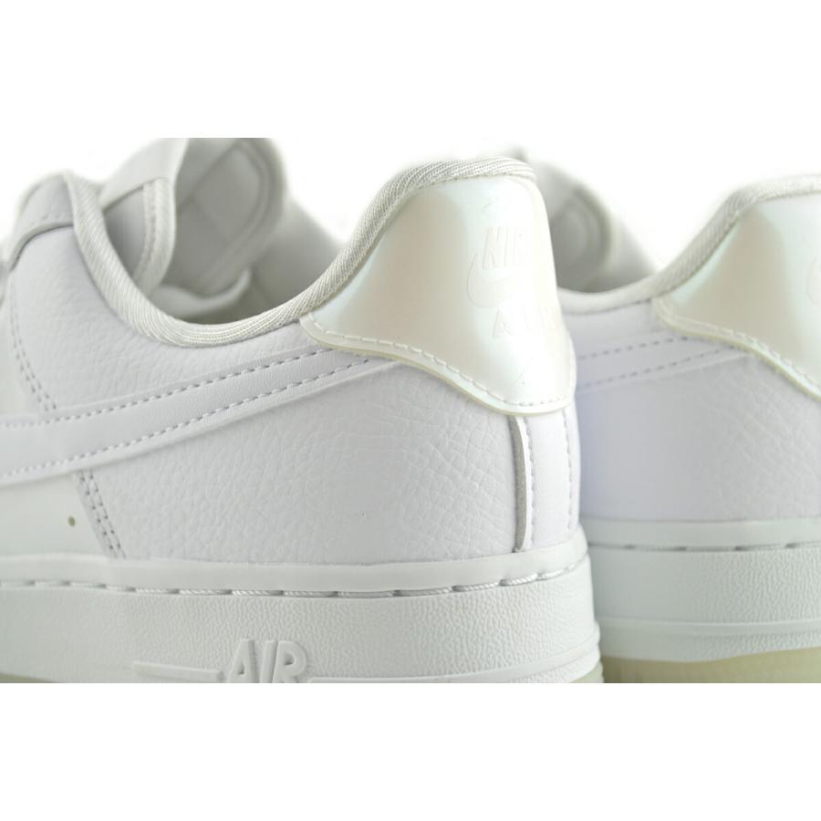 エア フォース 1 NIKE WMNS AIR FORCE 07 wht/wht-multi-color-ghost