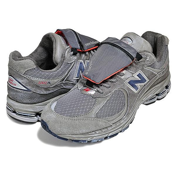 New Balance（ニューバランス） NEW BALANCE M2002RVA width D GRAY
