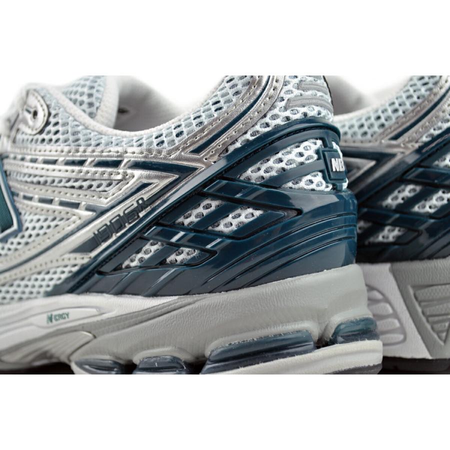 New Balance（ニューバランス） NEW BALANCE U1906RCE SILVER METALLIC