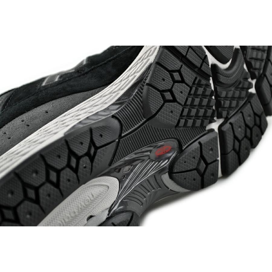 New Balance（ニューバランス） NEW BALANCE U2002RC BLACK GREY