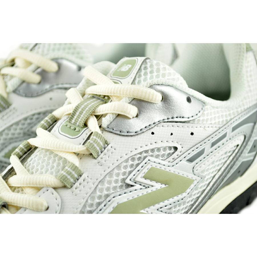 New Balance（ニューバランス） 204L シルバーメタリック ガーター