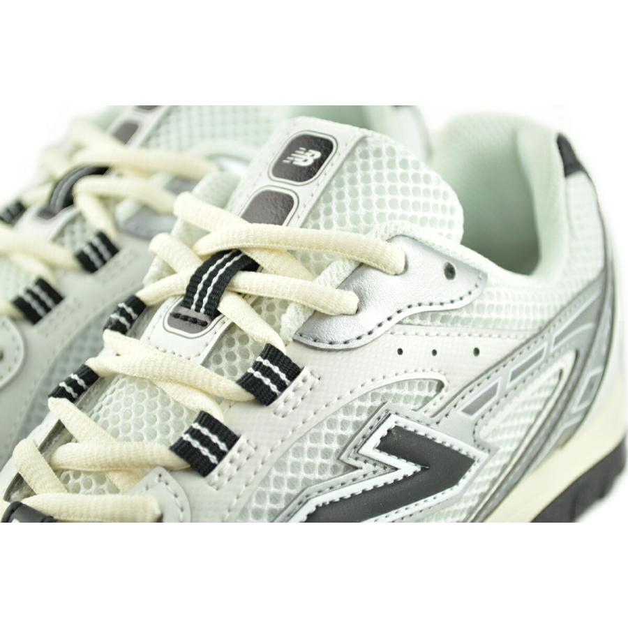 New Balance（ニューバランス） 204L シルバーメタリック ブラック NEW
