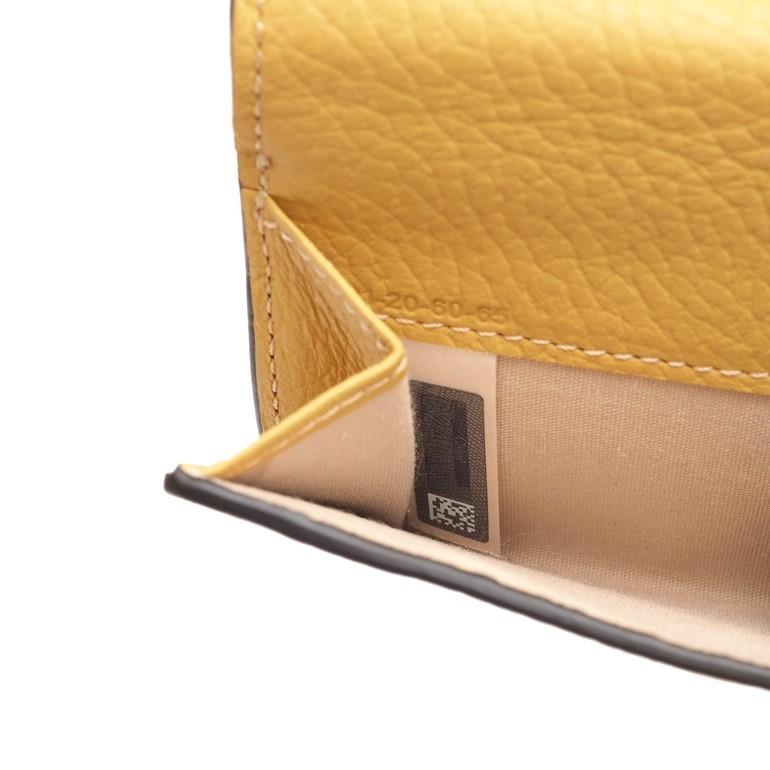 クロエ 三つ折りミニ財布 アルファベット ミニトリフォールド  