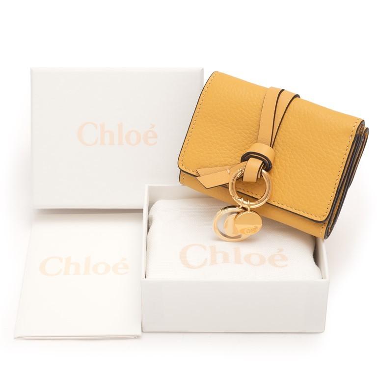 クロエ 三つ折りミニ財布 アルファベット ミニトリフォールド  