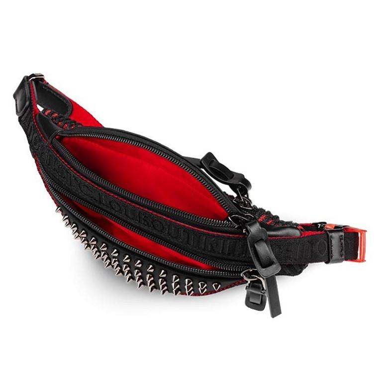 ルブタン パリスニ スモール スリングバッグ スタッズ ボディバッグ  