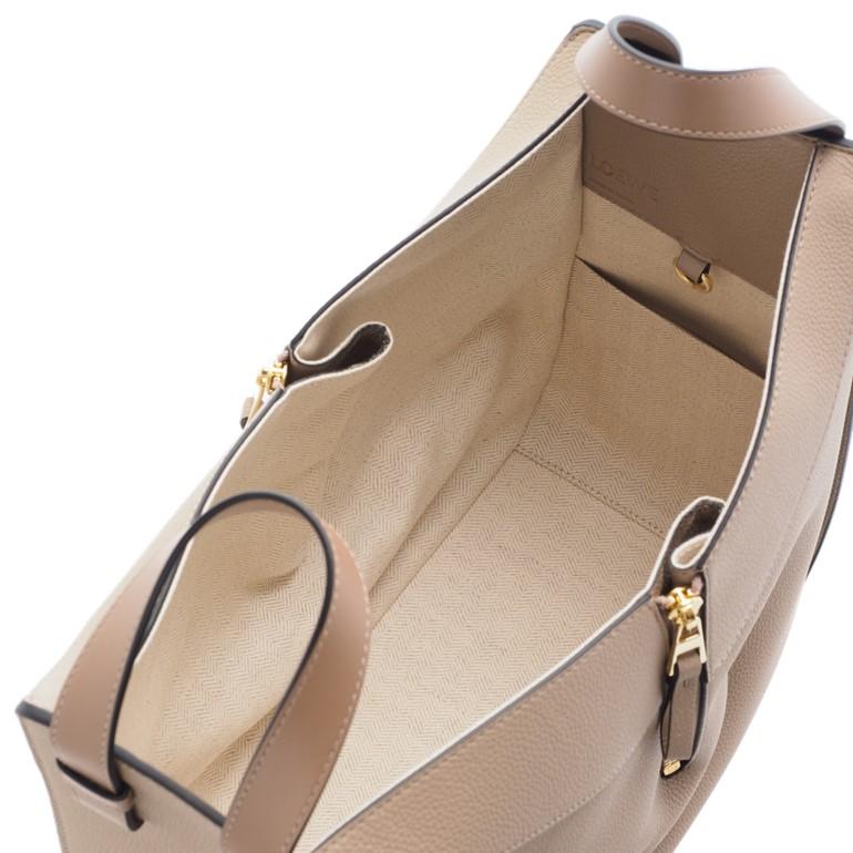LOEWE（ロエベ） ハンモックバッグ スモール ソフトグレインカーフ 