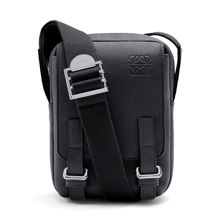 ロエベ ミリタリー クロスボディ XS ソフトグレインカーフ ミニメッセンジャーバッグ ブラック B553P59X01 1100 LOEWE  :LOEWE-B553P59X01-1100:リナーテ - 通販 - Yahoo!ショッピング